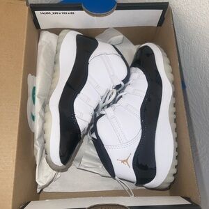 JORDAN 11 RETRO ‘Gratitude’ TD 9c